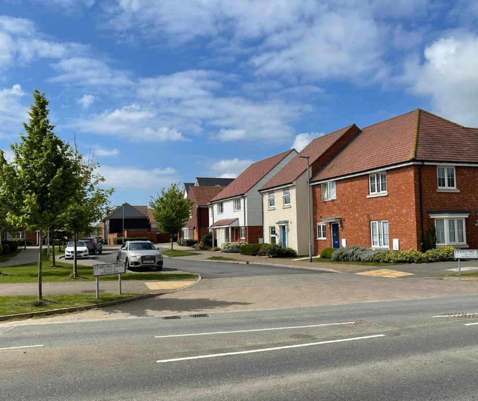 Ashford Holiday Home Sleeps 6 Free Parking Wifi Willesborough Esterno foto